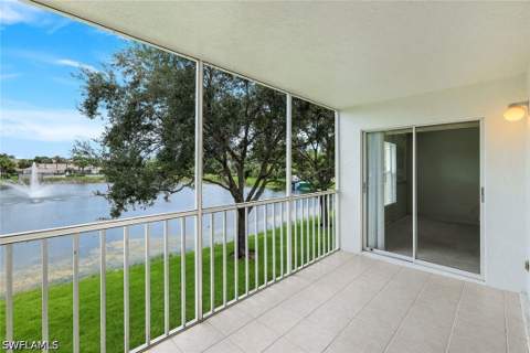 9580 Victoria Ln 205, Naples FL - photo 22 of 25