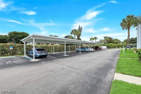 9580 Victoria Ln 205, Naples FL - photo 24 of 25