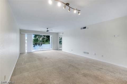 9580 Victoria Ln 205, Naples FL - photo 6 of 25