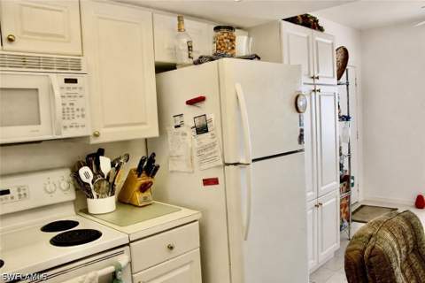 19880 Breckenridge Dr 201, Estero FL - photo 22 of 32