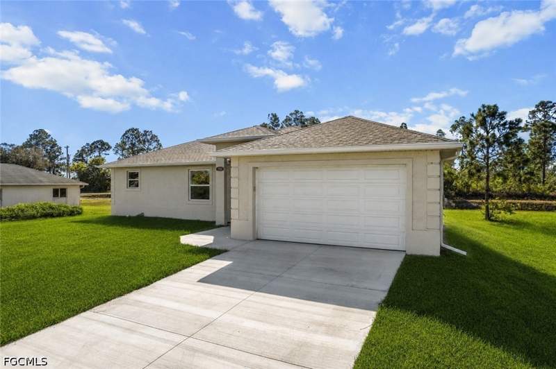 3 bedroom SingleFamilyResidence at 1252 Edna St E, Lehigh Acres, Lehigh Acres — photo 2