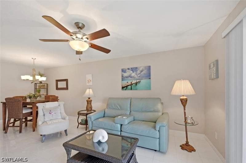 2 bedroom Condominium at 4987 Pepper Cir 107, Regency Woods, Naples — photo 4