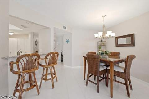 4987 Pepper Cir 107, Naples FL - photo 9 of 25