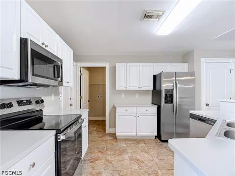 3027 38th St SW, Lehigh Acres FL - photo 12 of 50