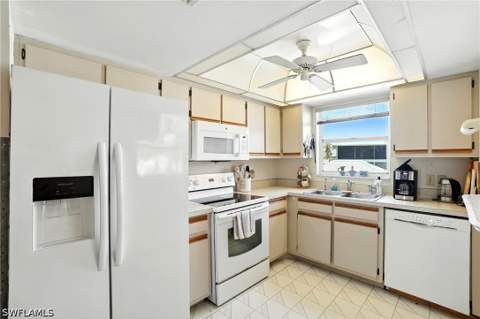 8363 Estero Blvd, Fort Myers Beach FL - photo 11 of 41
