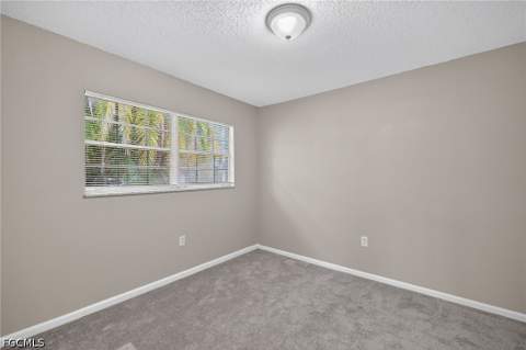 825 Courtington Ln 2, Fort Myers FL - photo 15 of 18