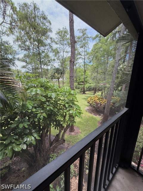 1826 Kings Lake Blvd 203, Naples FL - photo 23 of 27