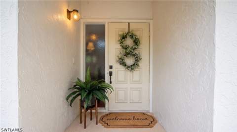 1826 Kings Lake Blvd 203, Naples FL - photo 7 of 27