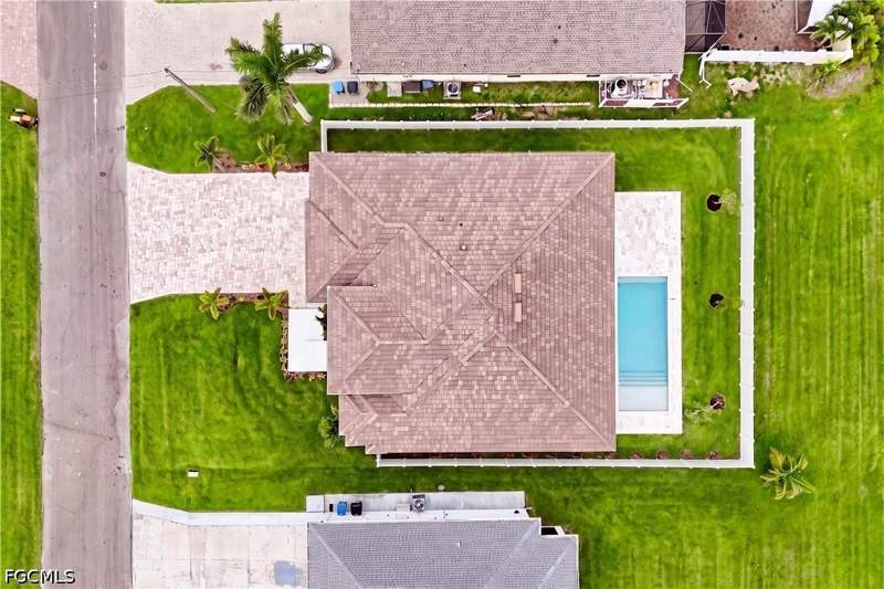 3 bedroom SingleFamilyResidence at 114 SW 36th Pl, Cape Coral, Cape Coral — photo 4
