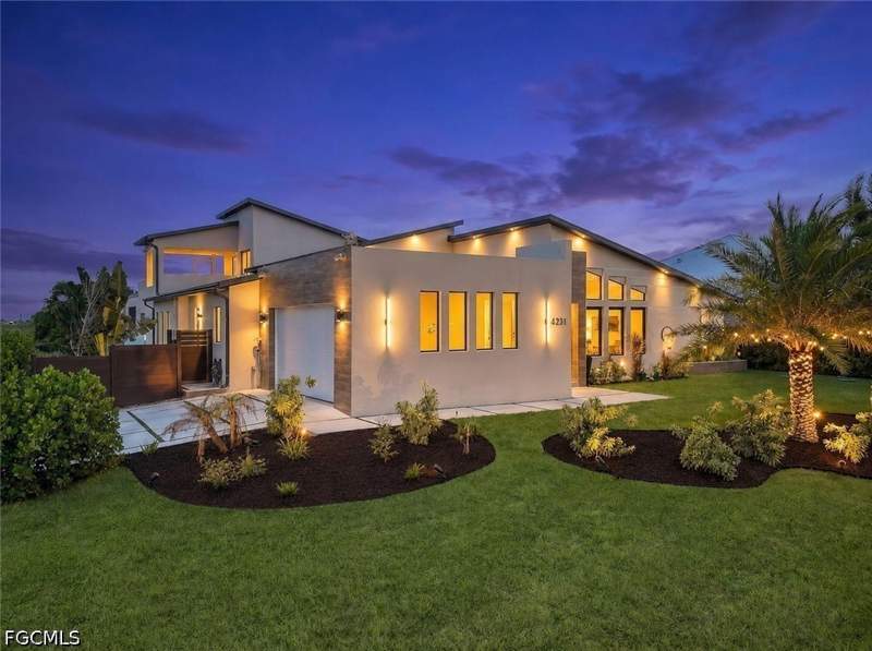 4 bedroom SingleFamilyResidence at 4231 NW 12th Ln, Cape Coral, Cape Coral — photo 2