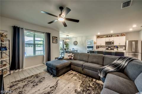 2532 NW 7th St, Cape Coral FL - photo 7 of 24