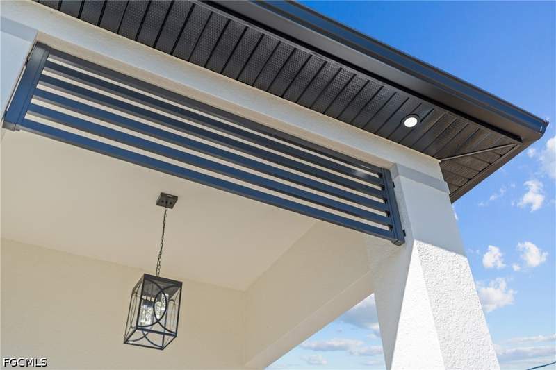 3 bedroom SingleFamilyResidence at 1430 NE 6th Pl, Cape Coral, Cape Coral — photo 4