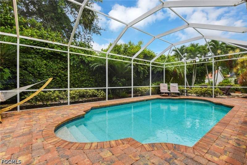3 bedroom SingleFamilyResidence at 11620 Spoonbill Ln, Mahogany Run, Fort Myers — photo 2