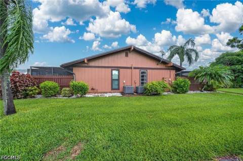 15451 Crystal Lake Dr, North Fort Myers FL - photo 24 of 24