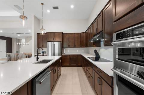 17551 Elkgrove Ln, Estero FL - photo 7 of 47