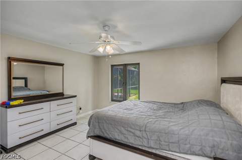 242 SW 45th Ter, Cape Coral FL - photo 11 of 34