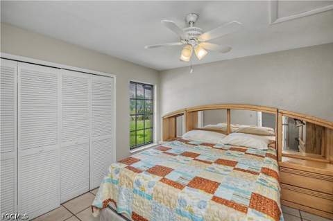 242 SW 45th Ter, Cape Coral FL - photo 15 of 34