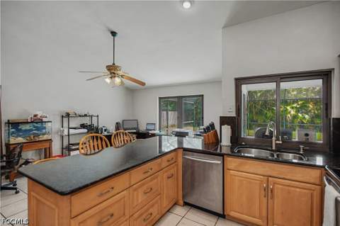 242 SW 45th Ter, Cape Coral FL - photo 22 of 34