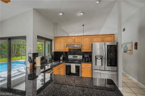 242 SW 45th Ter, Cape Coral FL - photo 23 of 34
