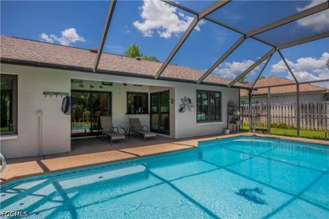 242 SW 45th Ter, Cape Coral FL - photo 24 of 34