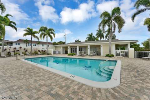 631 12th Ave S 631, Naples FL - photo 23 of 39