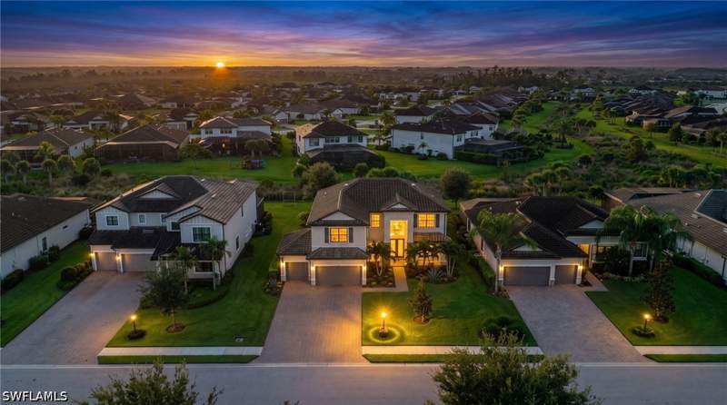 5 bedroom SingleFamilyResidence at 19012 Elston Way, The Place At Corkscrew, Estero — photo 2