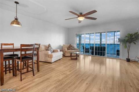 1901 Clifford St 1402, Fort Myers FL - photo 13 of 26