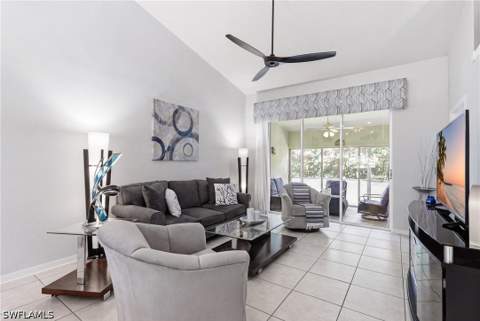 1768 Royal Cir 1402, Naples FL - photo 6 of 33