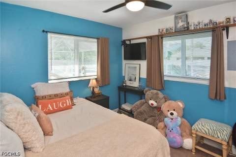 1414 SE 18th Ter, Cape Coral FL - photo 17 of 34