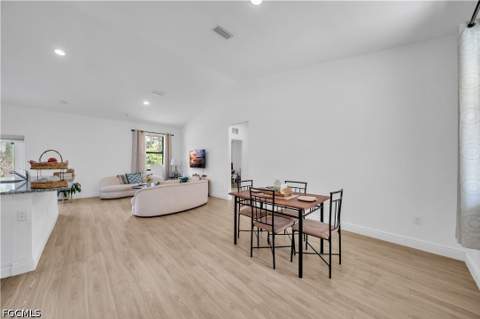 8031 Sandy Cir, Labelle FL - photo 12 of 50
