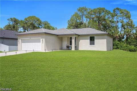 8031 Sandy Cir, Labelle FL - photo 7 of 50