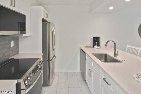 1501 Middle Gulf Dr 105F, Sanibel FL - photo 19 of 50