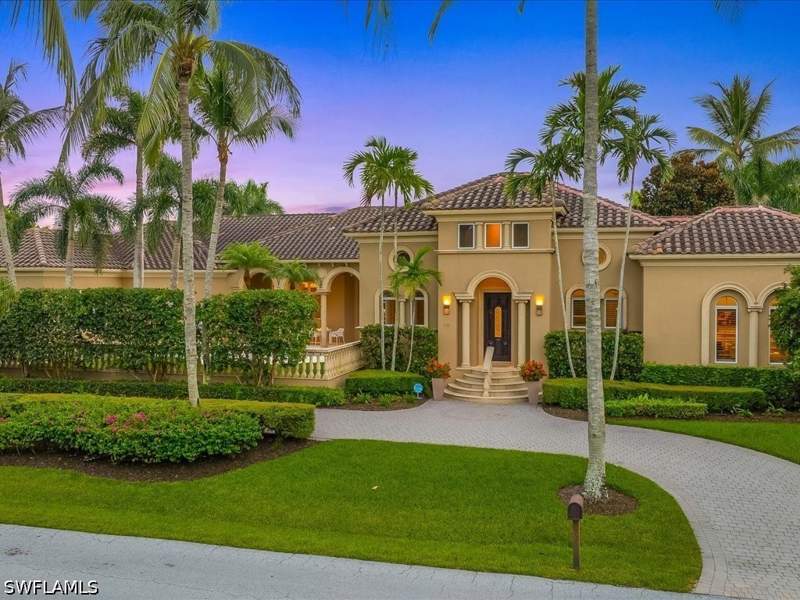 4 bedroom SingleFamilyResidence at 550 21st Ave S, Aqualane Shores, Naples — photo 4