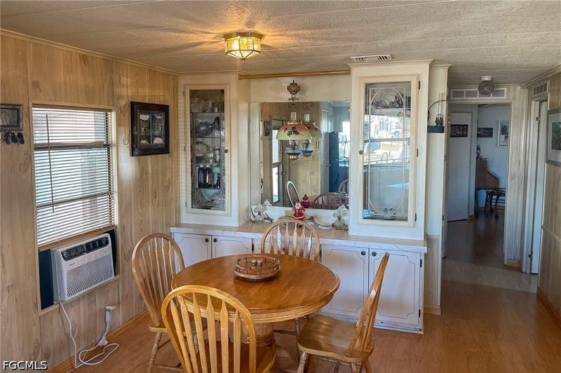 2 bedroom ManufacturedHome at 22 Ashe St, Oak Park Village Co-Op Inc, Alva — photo 5