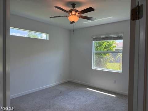 9093 Leatherwood Loop, Lehigh Acres FL - photo 15 of 43
