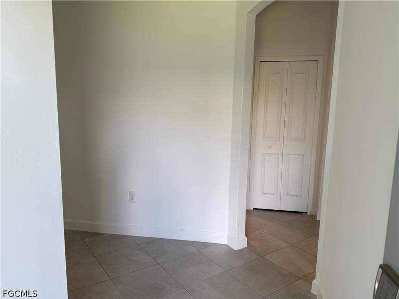2 bedroom Attached at 9093 Leatherwood Loop, Ibis Landing, Lehigh Acres — photo 3