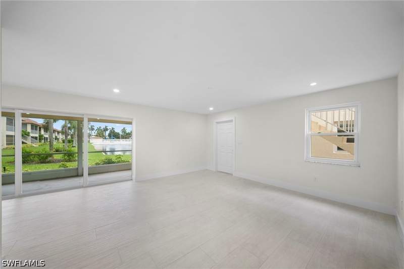 2 bedroom Condominium at 1155 Sandpiper St G1, Harbor Lakes Of Naples, Naples — photo 4