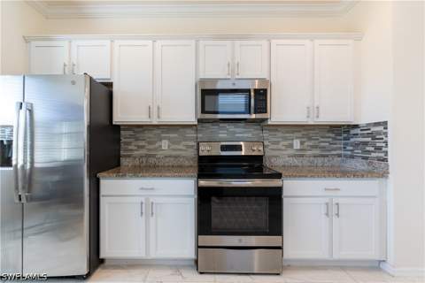 3669 Crimson Ln, Fort Myers FL - photo 9 of 44