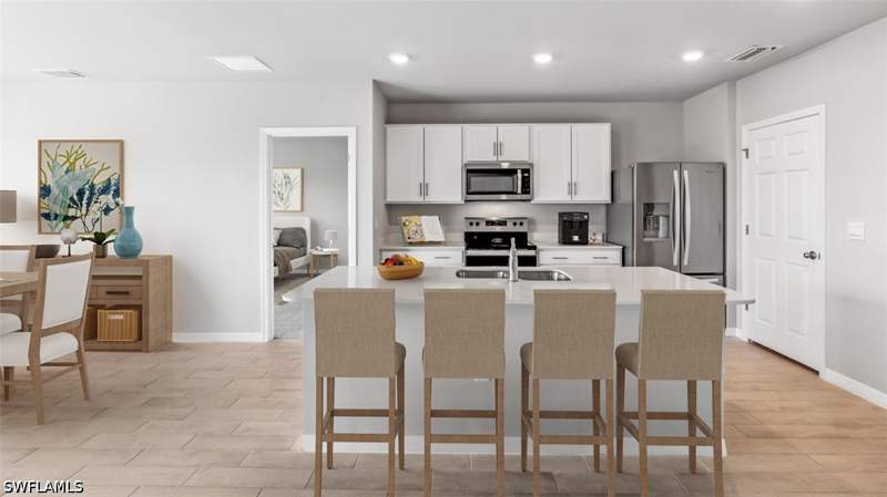 3 bedroom SingleFamilyResidence at 5172 Mulsanne Way, Bentley Crossing, Fort Myers — photo 3