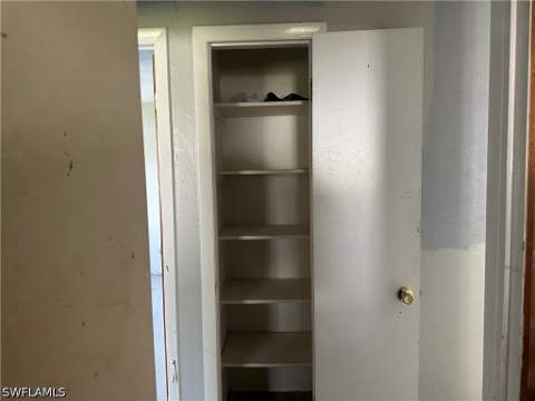 3713 SE 8th Ave, Cape Coral FL - photo 17 of 36