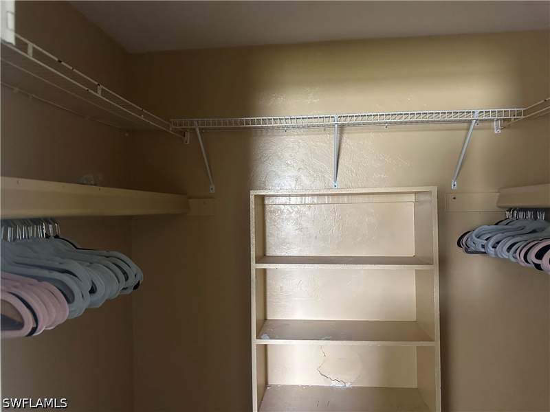 3 bedroom SingleFamilyResidence at 3713 SE 8th Ave, Cape Coral, Cape Coral — photo 4