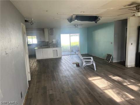 3713 SE 8th Ave, Cape Coral FL - photo 8 of 36