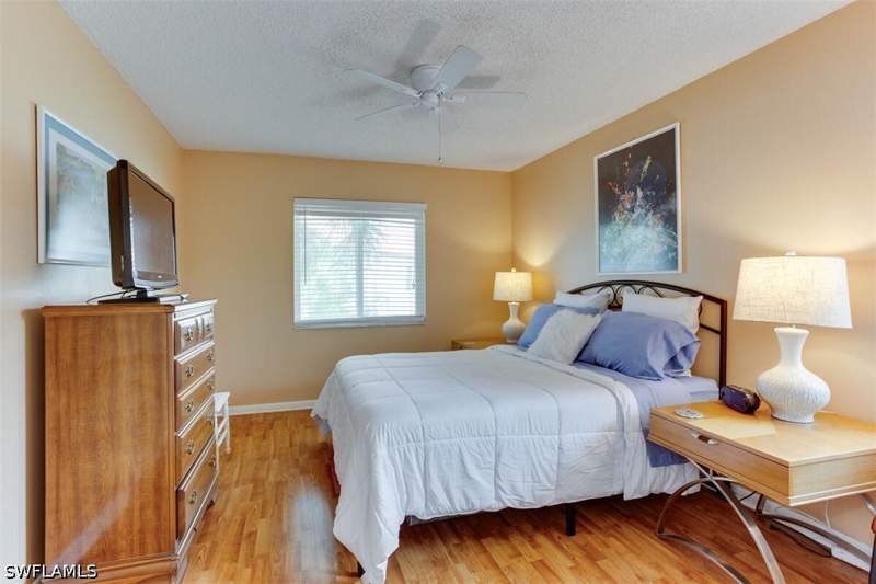 2 bedroom Condominium at 4309 27th CT SW 202, FAIRWAYS AT PAR TWO, Naples — photo 2