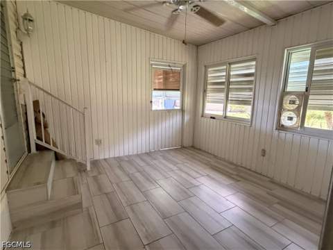 250 Santa Fe Trl, North Fort Myers FL - photo 12 of 30
