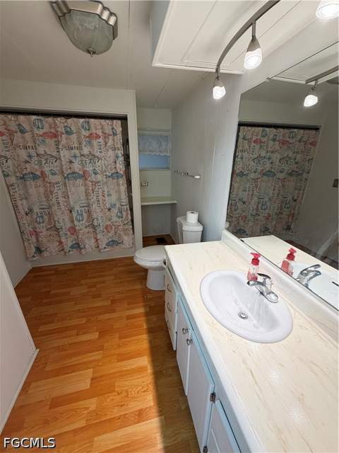 250 Santa Fe Trl, North Fort Myers FL - photo 7 of 30