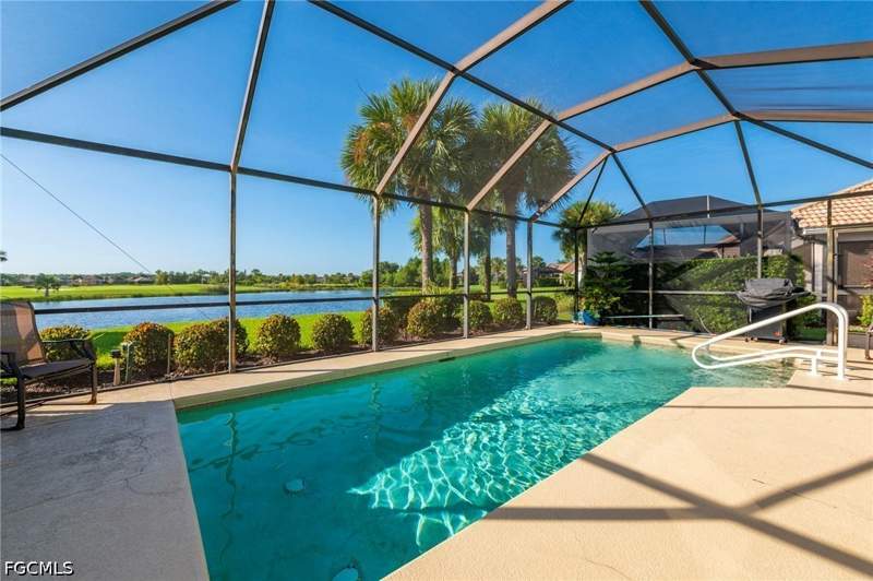 3 bedroom SingleFamilyResidence at 10083 Oakhurst WAY, OAKHURST, Fort Myers — photo 1