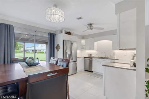 175 Crown Dr, Naples FL - photo 6 of 25