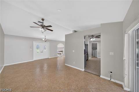 627 SE 16th St, Cape Coral FL - photo 10 of 41