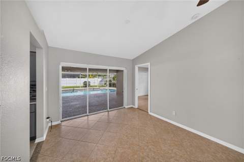 627 SE 16th St, Cape Coral FL - photo 11 of 41