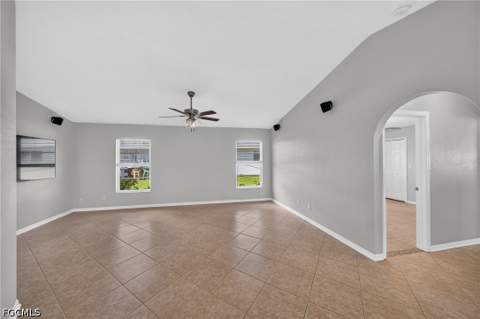 627 SE 16th St, Cape Coral FL - photo 6 of 41